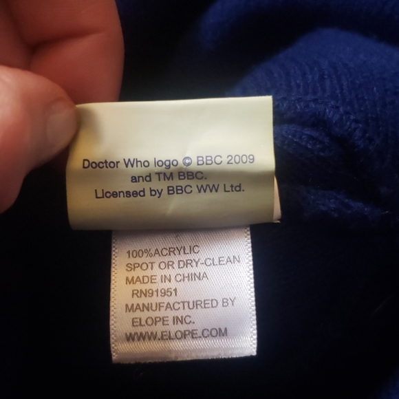 New! Doctor Who Blue Police Box T.A.R.D.I.S. Hat - Picture 7 of 8